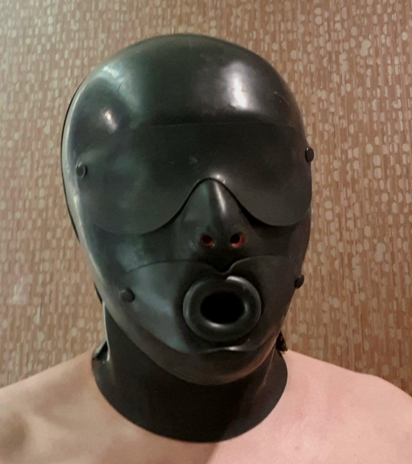 Gimp feeding time